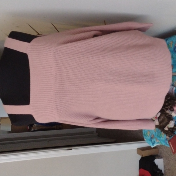 Sweater - Picture 2 of 3